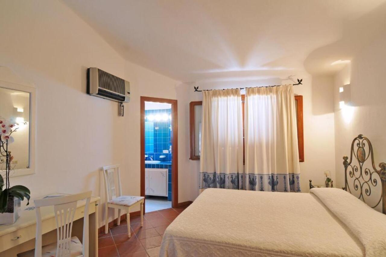 Hotel Il Piccolo Golf Porto Cervo Luaran gambar