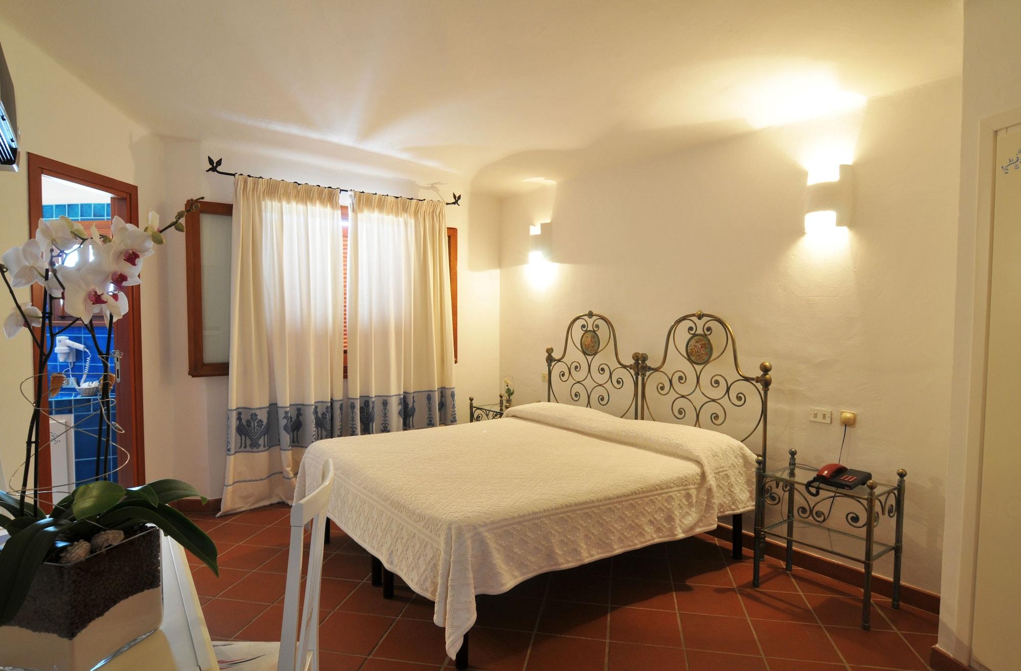 Hotel Il Piccolo Golf Porto Cervo Luaran gambar