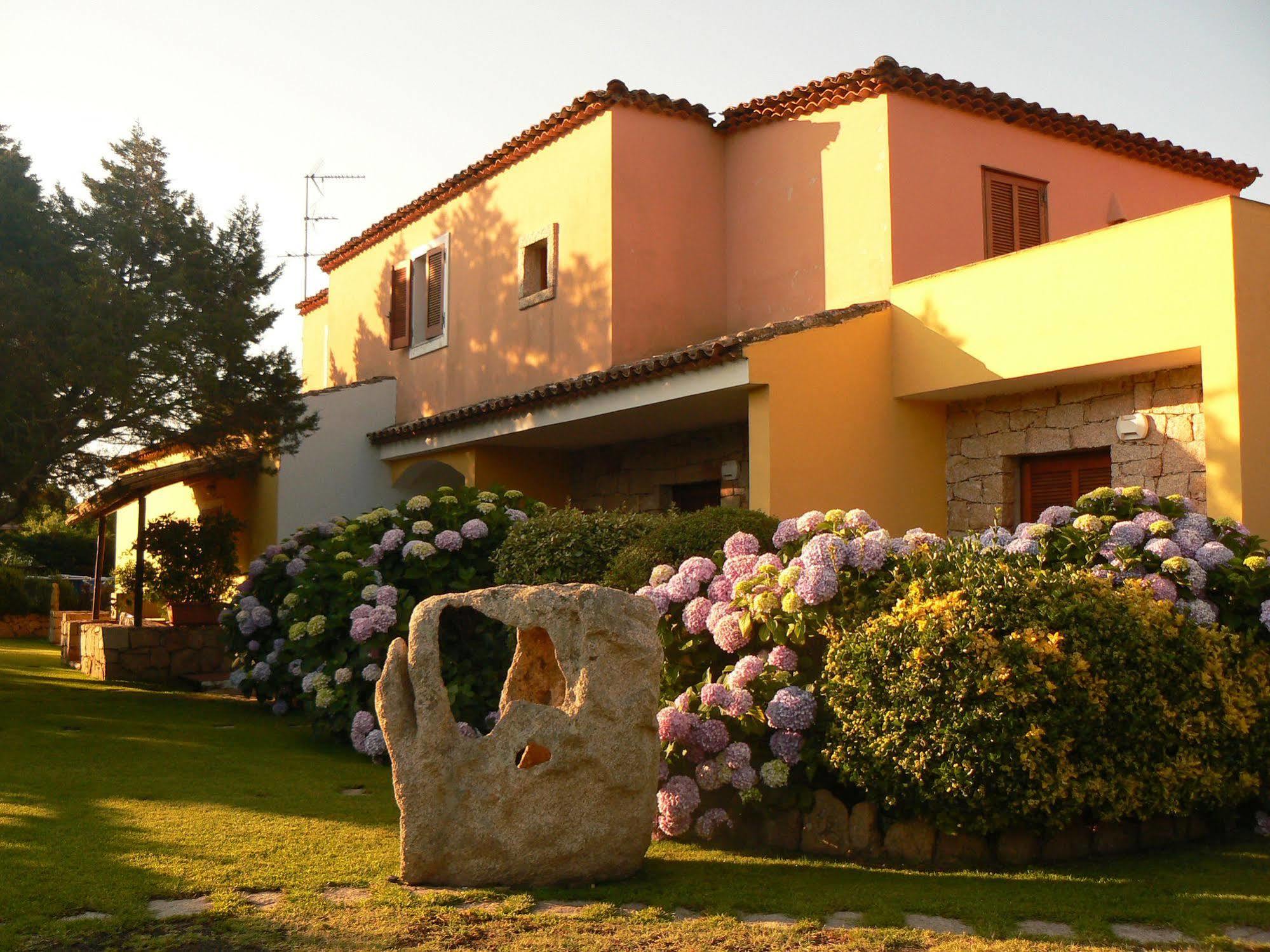 Hotel Il Piccolo Golf Porto Cervo Luaran gambar