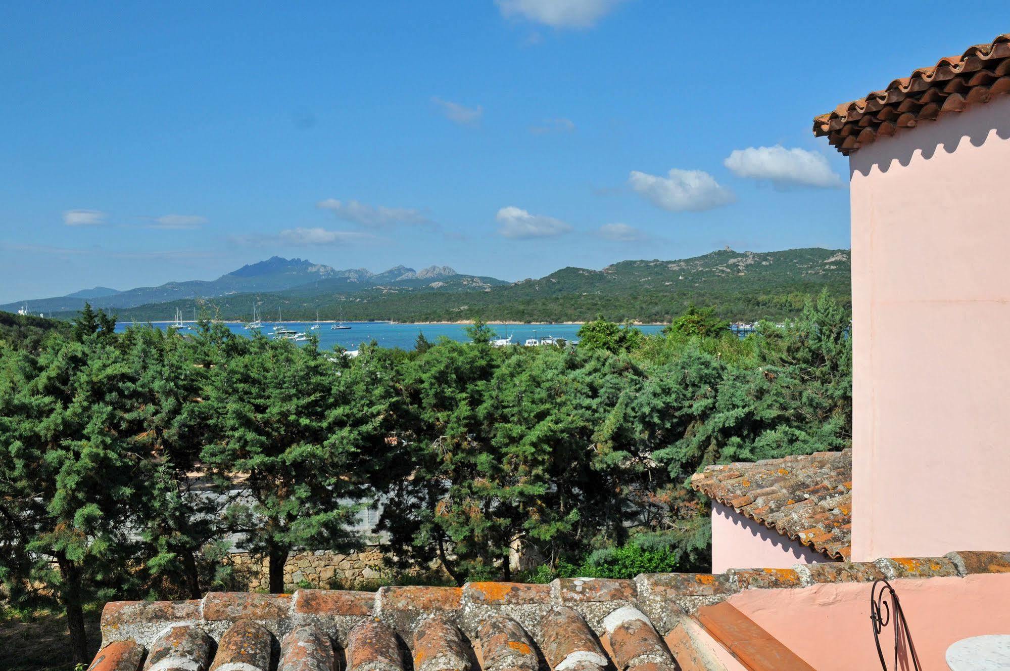 Hotel Il Piccolo Golf Porto Cervo Luaran gambar