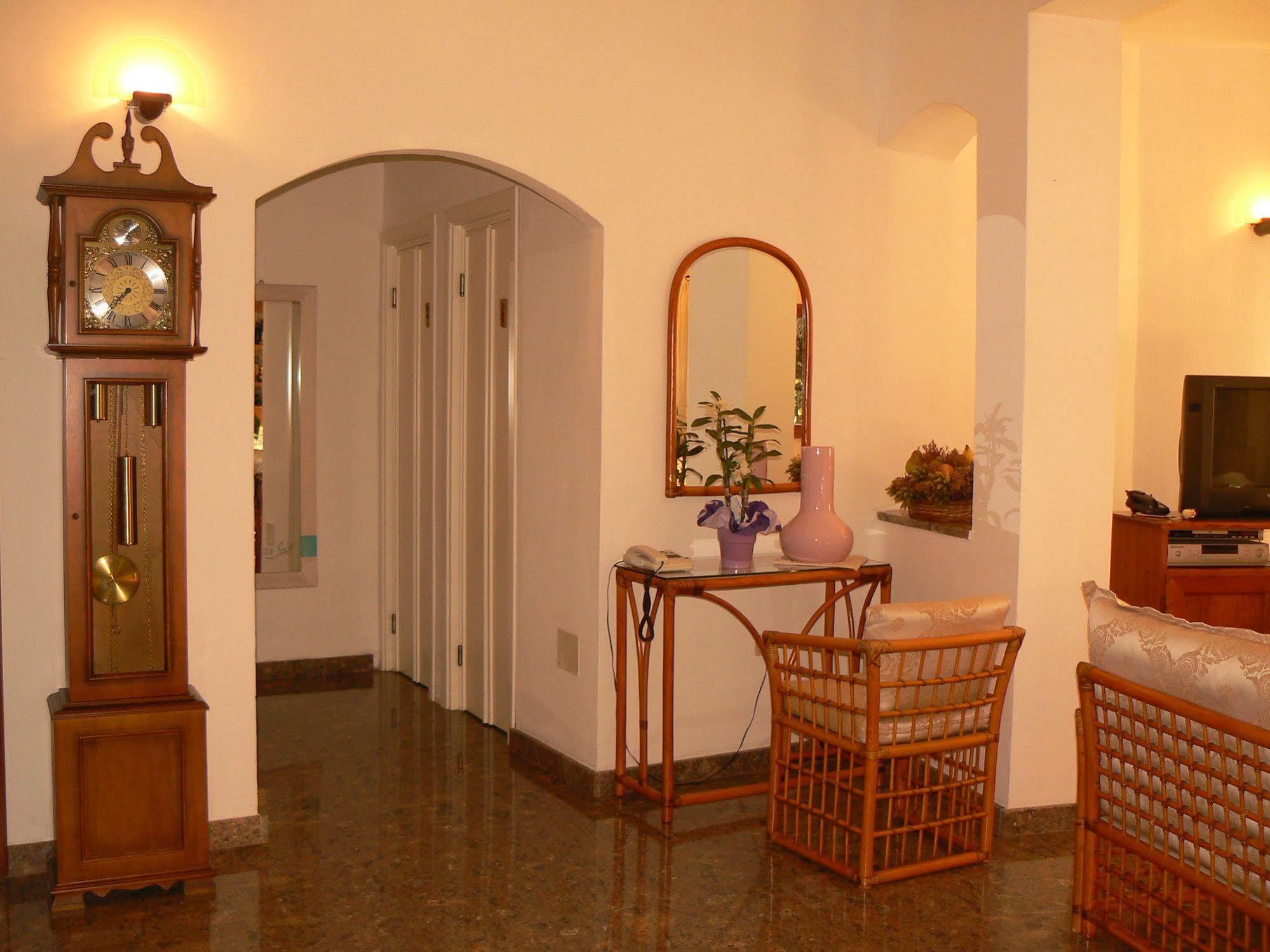 Hotel Il Piccolo Golf Porto Cervo Luaran gambar