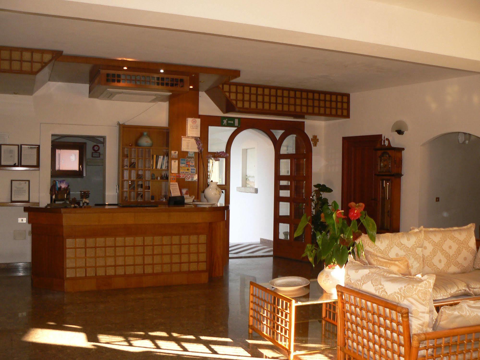 Hotel Il Piccolo Golf Porto Cervo Luaran gambar